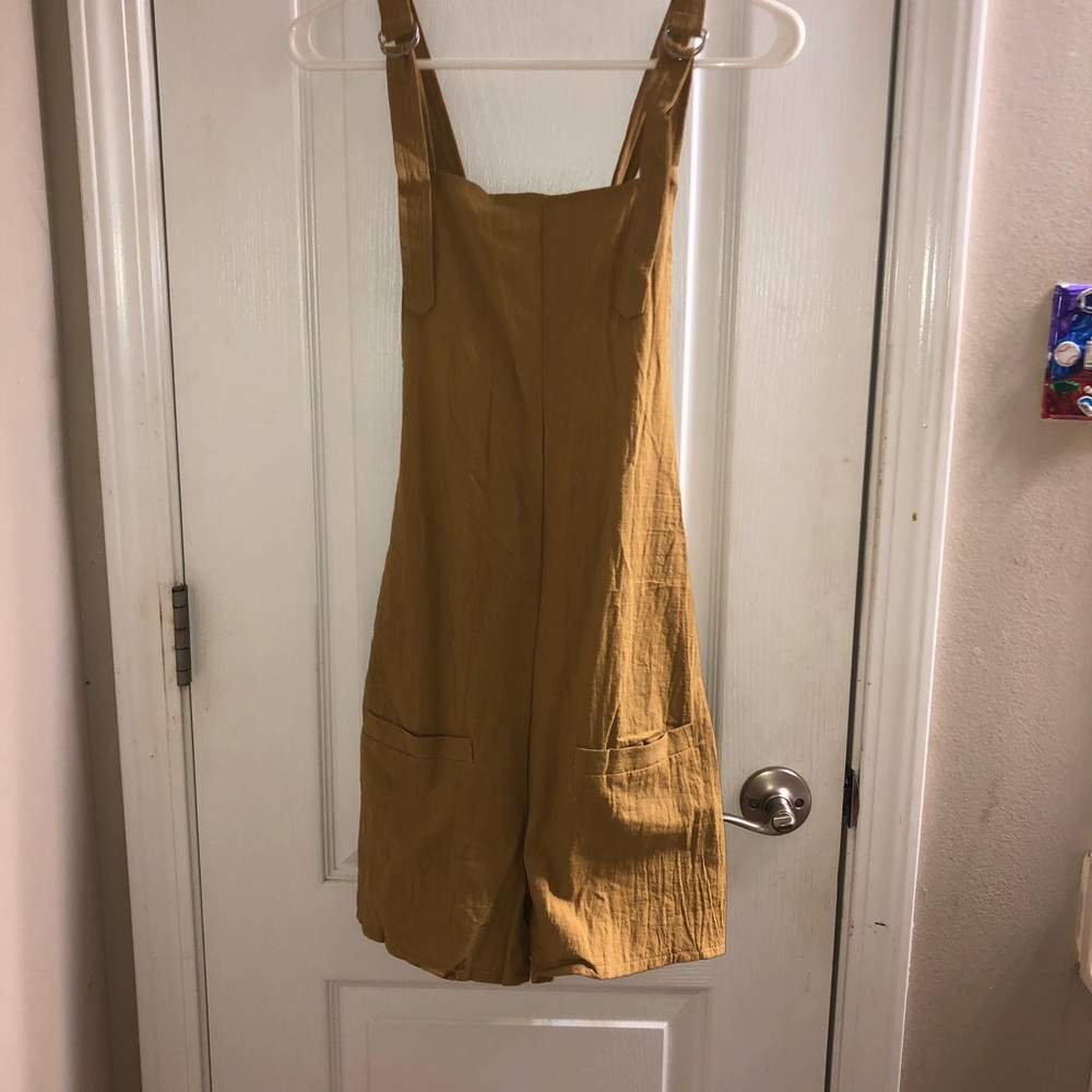 Mustard yellow cross back jumper